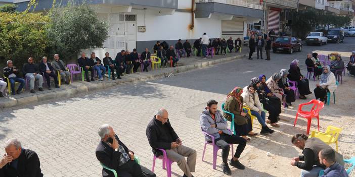 Halfeti'de kayyıma karşı nöbet 8'inci gününde... DEM Partili Şenyaşar'dan mitinge çağrı: Halk direnmeye devam ediyor