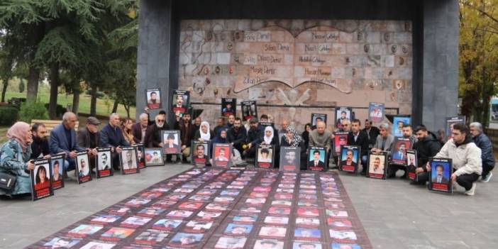 Kayıp yakınları üç kentten seslendi: 'Onurlu barış için geçmişle yüzleşmek gerekiyor'