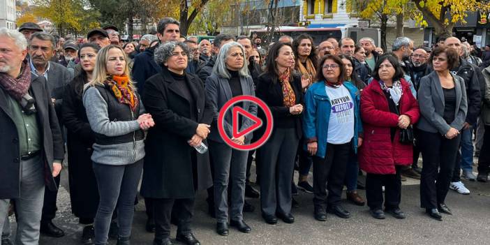 Dersim'de kayyım protestoları sürüyor: Halk, Seyit Rıza Meydanı'na yürüdü