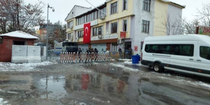 Kayyım atanan Dersim Belediyesi'nde meclis üyeleri toplantıyı terk etti