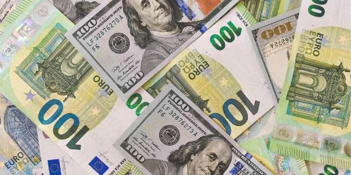 İstanbul'da 25 bin sahte dolar ve 58 bin sahte euro ele geçirildi