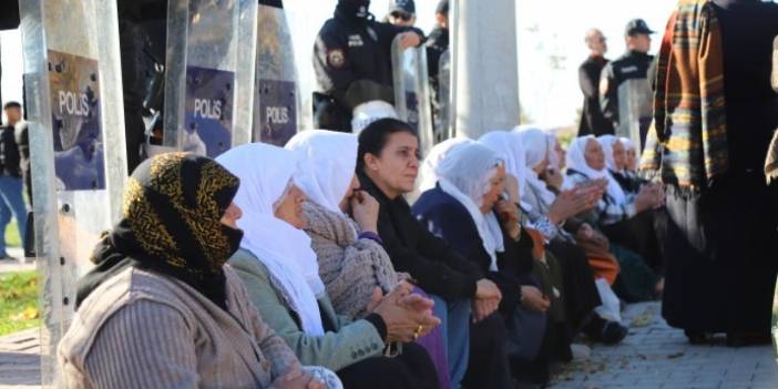 Kamışlo sınırında nöbet dördüncü gününde: 'Rojava sadece Kürtlerin değil, tüm insanlığın onurudur'