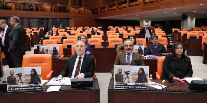 Meclis'te katlediler gazeteciler için eylem: 'Hakikatin izindeyken katledildiler'