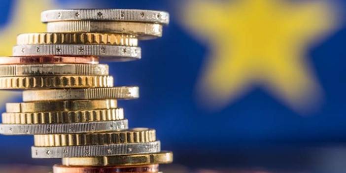 Euro Bölgesi'nde enflasyon ve işsizlik geriledi