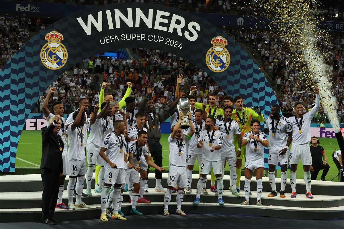 aa-20240814-35403462-35403460-real-madrid-uefa-super-kupanin-sahibi-oldu.jpg